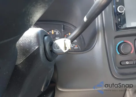 2004 Chevrolet Silverado 1500 Z71 z USA, uszkodzony, nr VIN 2GCEK13T041413543